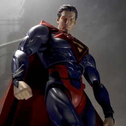 Injustice Gods Among Us - Superman - S.H.Figuarts